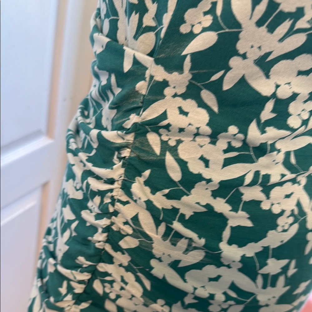 Sleeveless Wrap Top - Picture 5 of 6